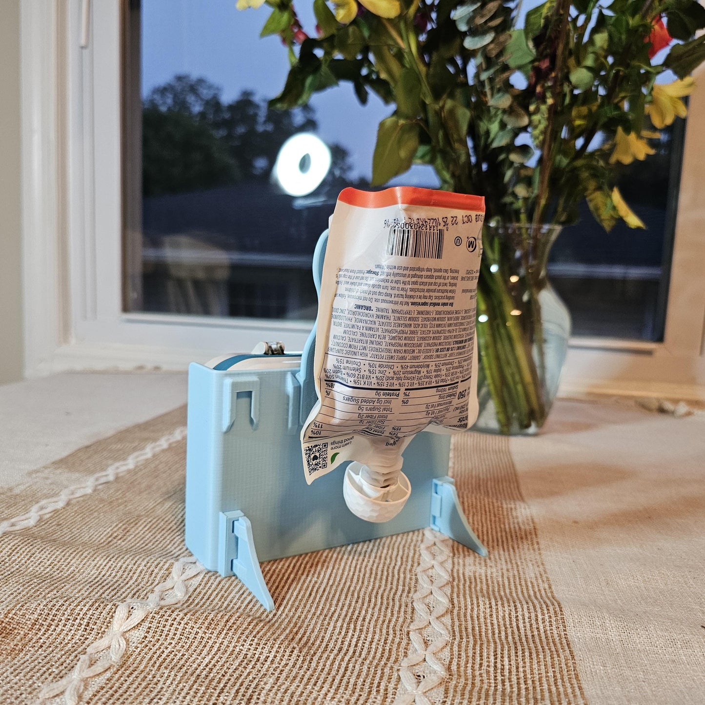 G-Tube Station™ Pouch Clip Kate Farms | Feeding Bag Hanging and Securing Clamp | 2-Pack